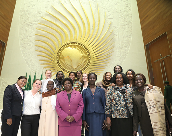 Mary Robinson with women leaders from Sudan and South Sudan